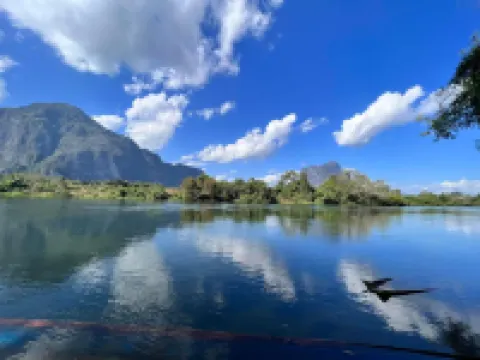 m&r house Hoteles en Feuang