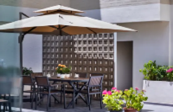 โรงแรมแวน ลาทู