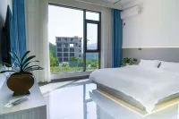 Fengqing Courtyard Homestay (Enshi Hefeng Pingshan Canyon) - Parvekkeita