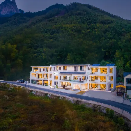 Mingyuejian · Designer Intelligent Homestay (Tianzhu Mountain Scenic Area)