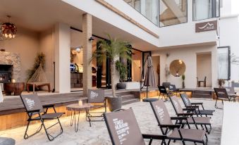 Dali An Yu · Manhaijing Homestay (Ancient Town Erhai Ecological Corridor S-Bend Store)