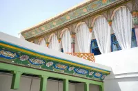 White City Homestay