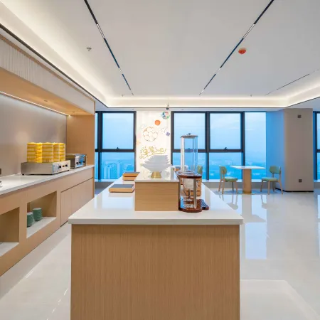 Junhao Hotel (Long'an District Wanda Plaza)