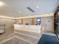 Guiyu Hotel (Guilin Elephant Trunk Mountain & Guilin Railway Station Branch) Hotels near Xiufeng