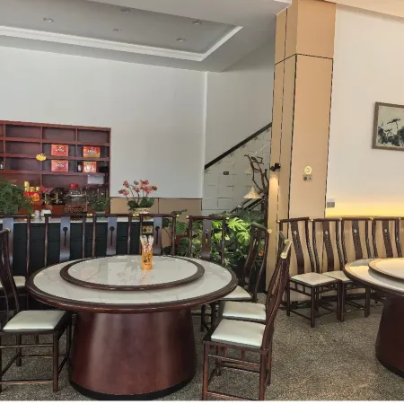 Yongping Kangsheng Hotel