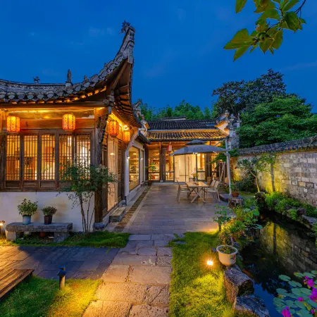 Xidi Lodge · Habitat Anhe Mountain Villa (Xidi Ancient Village)