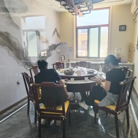 Weihai Yunju Hotel (Weihai Quanlefang Commercial Pedestrian Street)