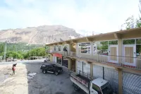 Hotel Oshin Hunza - 2-Star
