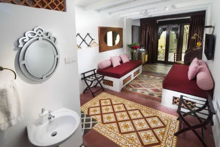 爪夷峇峇孃惹宅飯店