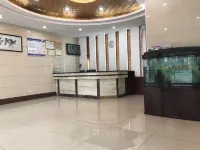 Xiangyun Hotel (Yulin Yuntiangong Cultural City RT-Mart)