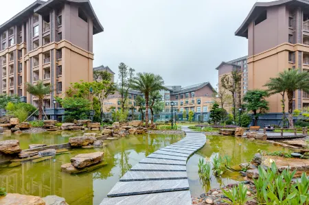 In time hotel Отели рядом с достопримечательностью «Yingbin Square»