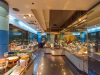Baiyoke Suite Hotel Hotels near Baiyoke Sky Tower