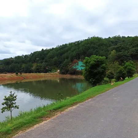 Sanshanshe Homestay