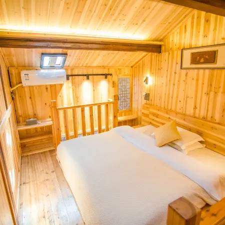 Wu's Courtyard Hostel