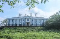 Huangshan Nagu RV Parent-child Italian Light Luxury Holiday Manor (Tunxi Old Street Branch)