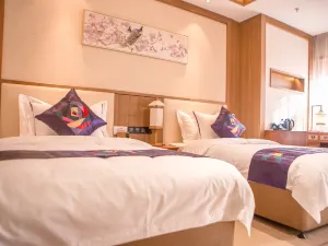 Ethnic International Garden Hotel