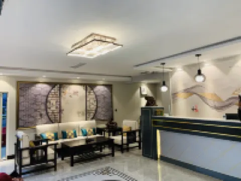 Baqing Star Hotel Hotel di Baqen