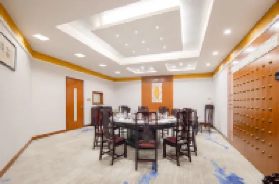 Qiongdu Hotel