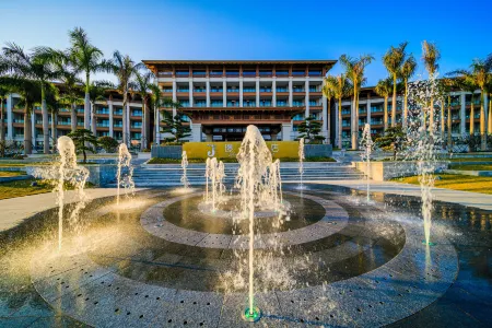 Yulin Jolie Vue Bontique Hotel（Kra Bay and Garden Expo Garden）