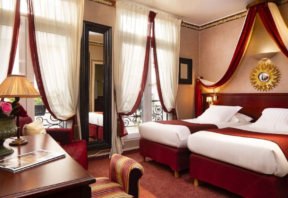 [호텔 브리타니케의 외관]