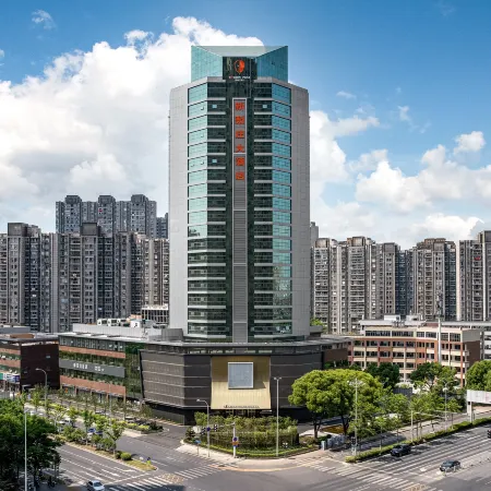 Golden Pear Hotel