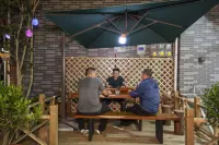 Shanghang Rongxiang Apartment Hotel dekat Meihua Mountain (China Tiger Park)