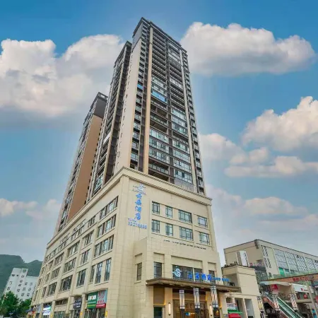 Cloud Hotel