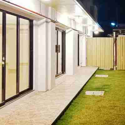 RedDoorz Plus Near McArthur Park Tacloban Hotel Exterior