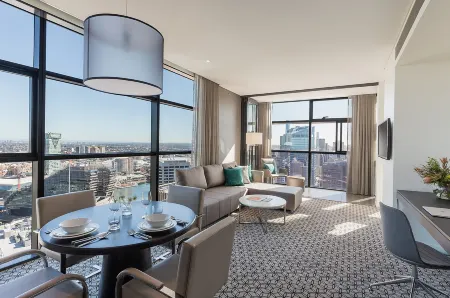 Fraser Suites Sydney Отели рядом с достопримечательностью «Сиднейский Таун-холл»