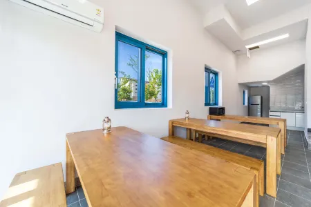 Buan Cozy Cabin Pension Отели в г. Пуан