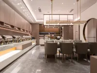 World Hotel (Jinan CBD Dingjiazhuang Subway Station) Hotels near Li Cheng