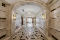 Yitel Premium (Shanghai people's Square Nanjing Road Pedestrian Street)