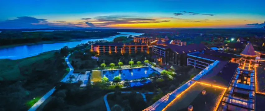 Noble Lake Hotel Hainan