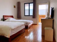 Shanhuju Hotel - غرفة مطلة على الجبل