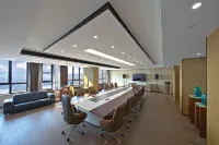 Ramada Plaza by Wyndham Shengzhou City Center Hotels in Shengzhou