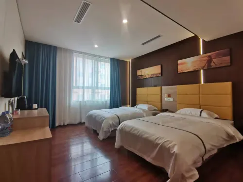 Home Inn Huaxuan Hotel (Yufeixiang Junyue Branch)