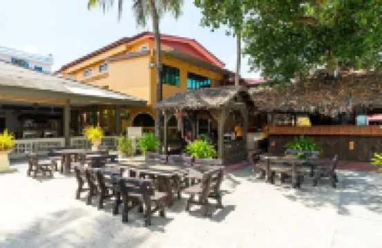 Sandy Beach Resort by Casa Loma Hotels near Pantai Cenang