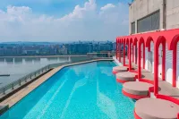 杭州シーリーリー漫戈塔·天池高空江景ホテル - インフィニティプール