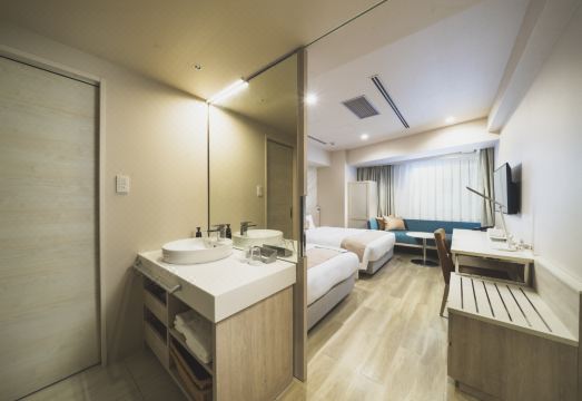 렘브란트 스타일 나하 욕실