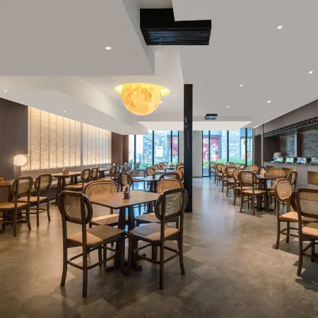 Zigong Zen Post holiday