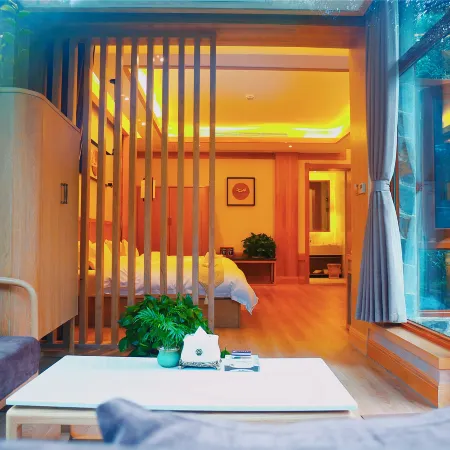Mushroom outdoor luxury hotel