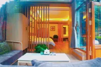 Mushroom outdoor luxury hotel Hotels near Pingdong Square