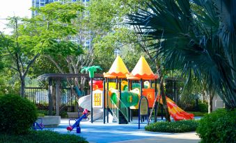 Poltton International Apartment Hotel