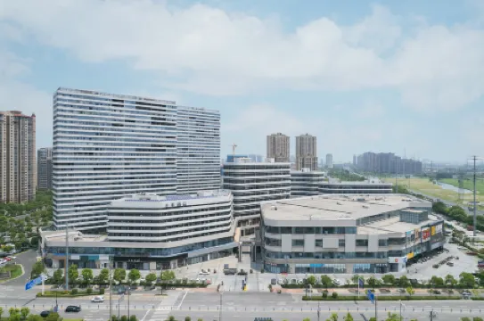 JI Hotel (Changshu Binjiang Bihu Road) Отели рядом с достопримечательностью «Cuipuzha»