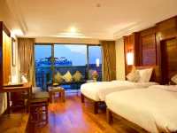 Angkor Miracle Resort & Spa Hotels near សួន បៃតងអង្គរ