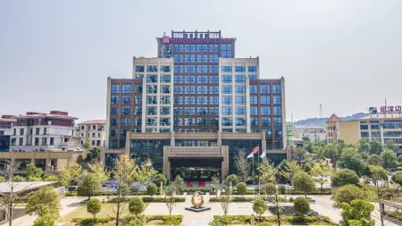 Hilton Garden Inn Chenzhou Beihu Отели рядом с достопримечательностью «Wuling Square»