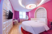 Urba Hotel (Liuzhou City Wanda Kilnyu Ancient Town) - balcony