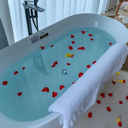 Xueshanxia Homestay