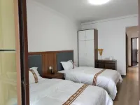 Tuyue Homestay (Lvcongpo Ski Resort)