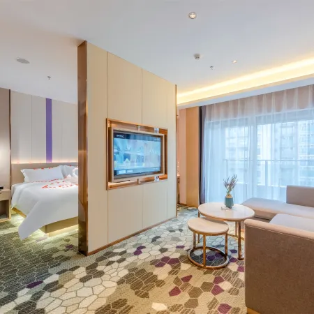 LAVANDE Hotels (Zhaoqing Sihui Hi-tech Zone Dawang Light Rail Station Branch)